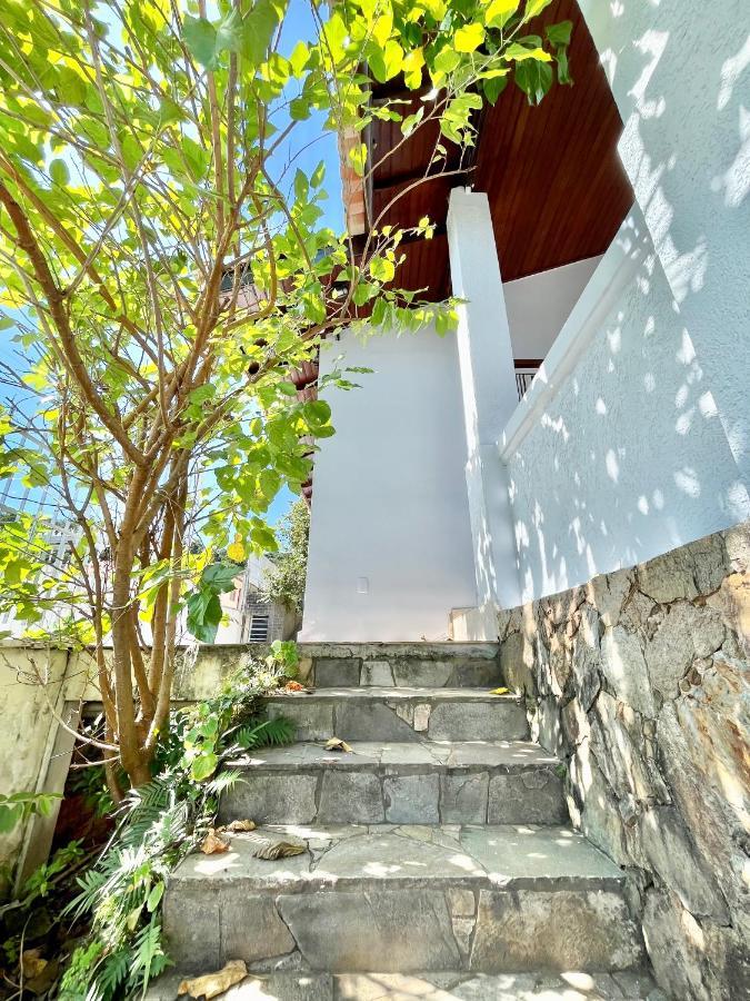 Estudio Ilha Centro Sul Ufsc, Ar Cond, Estac, Varanda, Vista Mar Флорианополис Экстерьер фото